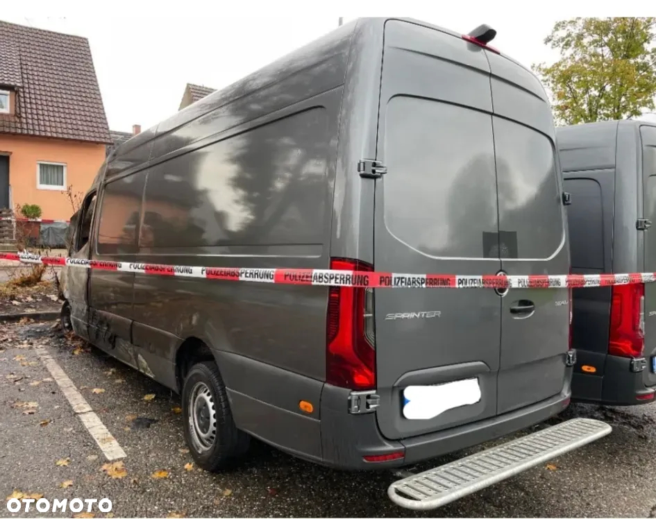 Mercedes-Benz SPRINTER - 2