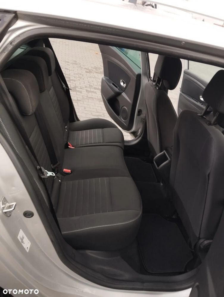 Renault Megane ENERGY TCe 115 Start & Stop Paris Business - 20