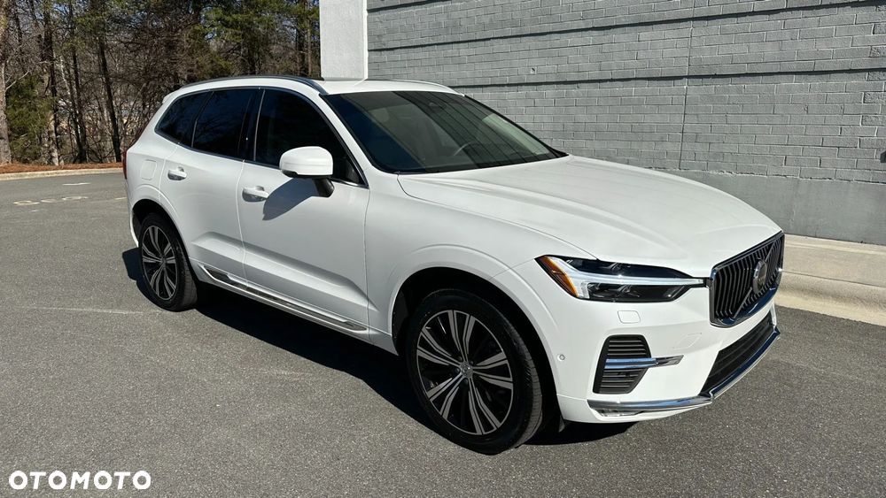 Volvo XC 60 B6 B AWD Momentum - 4