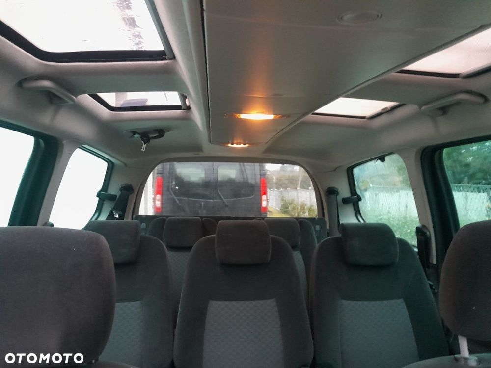 Ford Galaxy - 7
