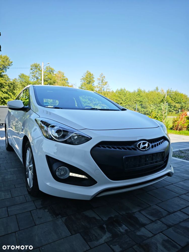Hyundai i30 1.4 Classic + - 10