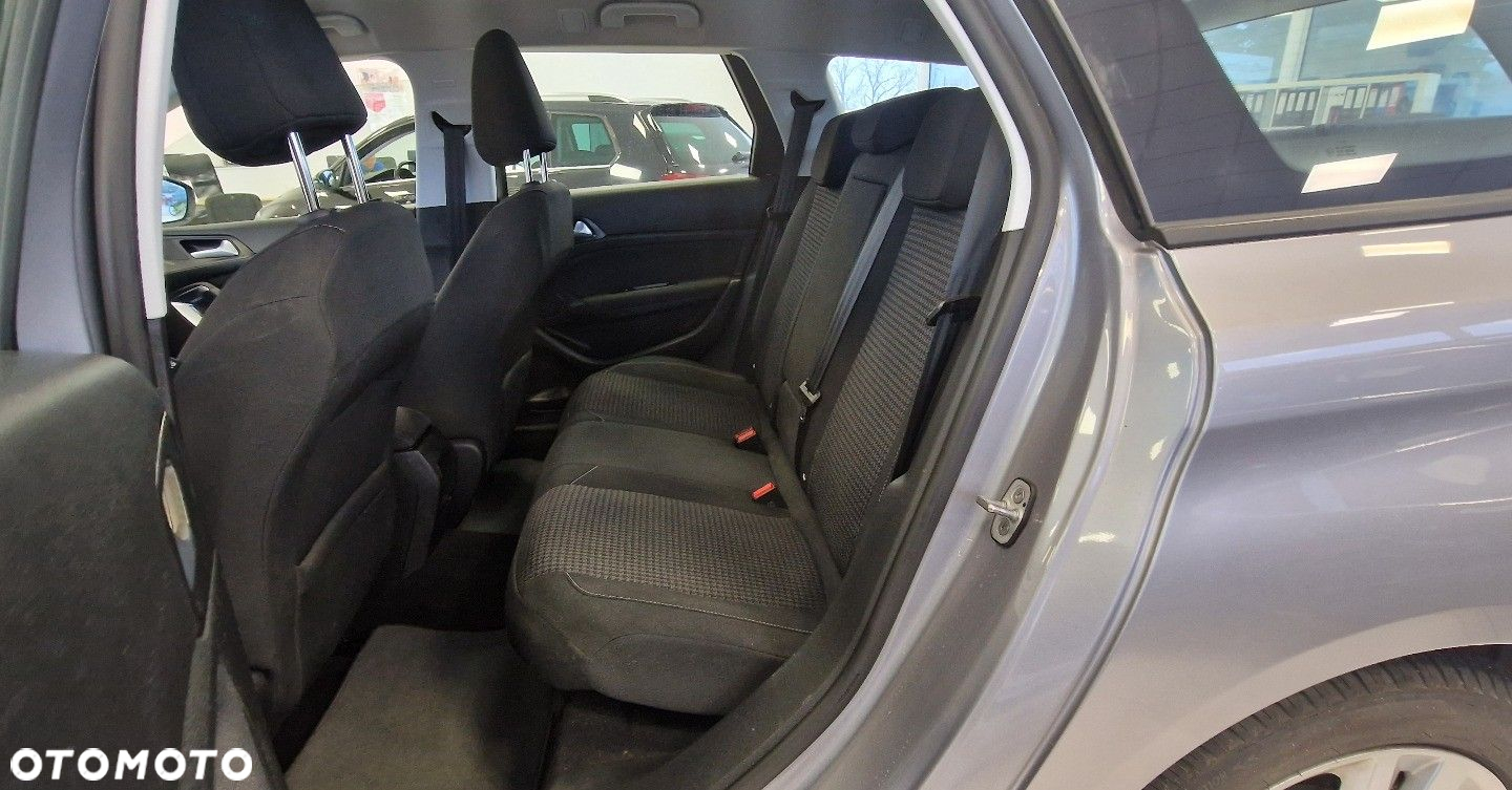 Peugeot 308 - 14