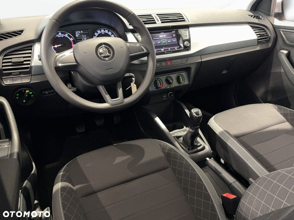 Skoda Fabia - 16