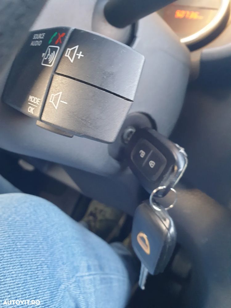 Dacia Logan 1.5 Blue dCi Laureate - 26