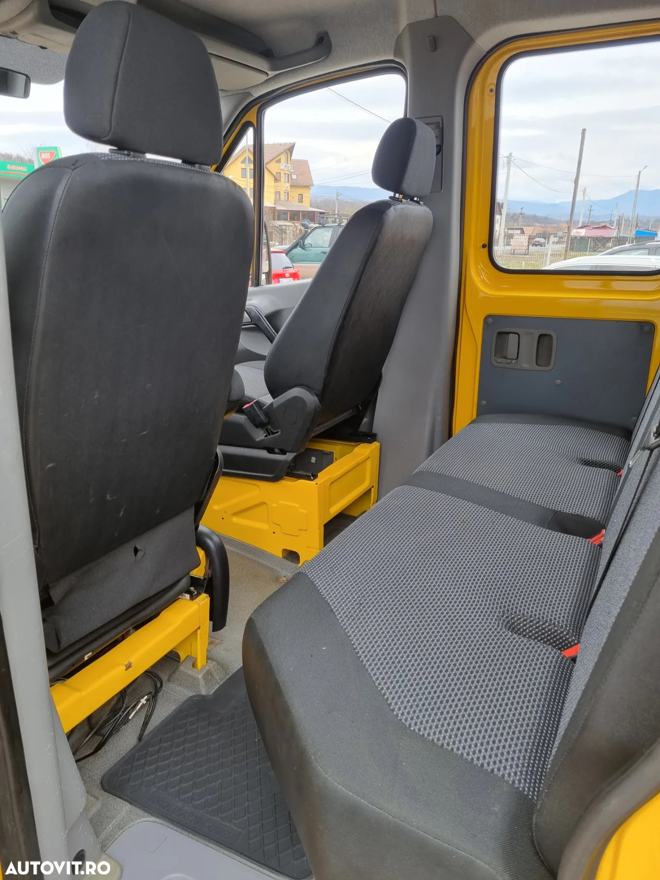 Mercedes-Benz Sprinter 513 CDI Basculabil Axă dublă Detarat la 3,5 Tone Cat. B Doka 6 Locuri + Ladă 4 Metri Basculabil Climă Cutie Automată - 15