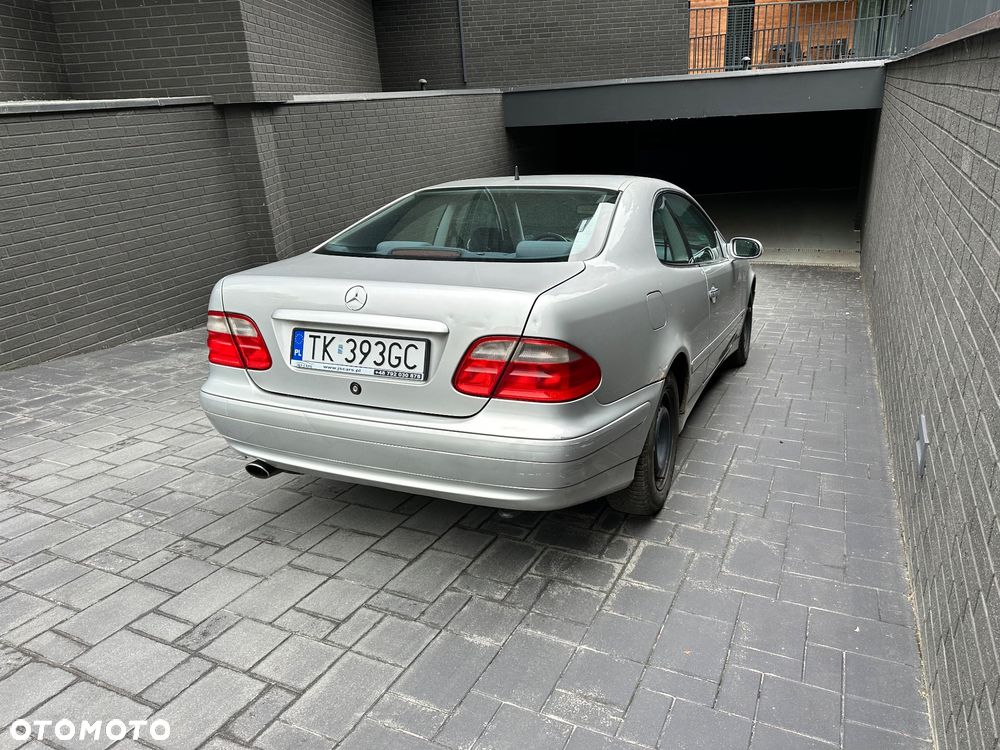 Mercedes-Benz CLK - 7