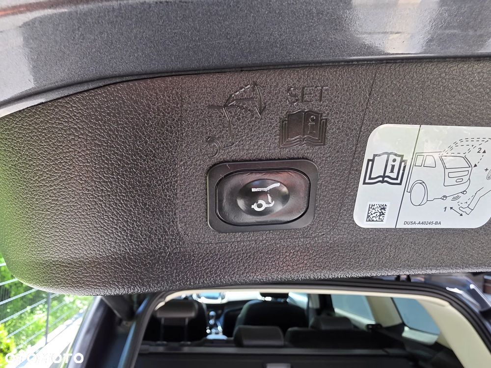 Ford Kuga 2.0 TDCi 4x2 Titanium - 8