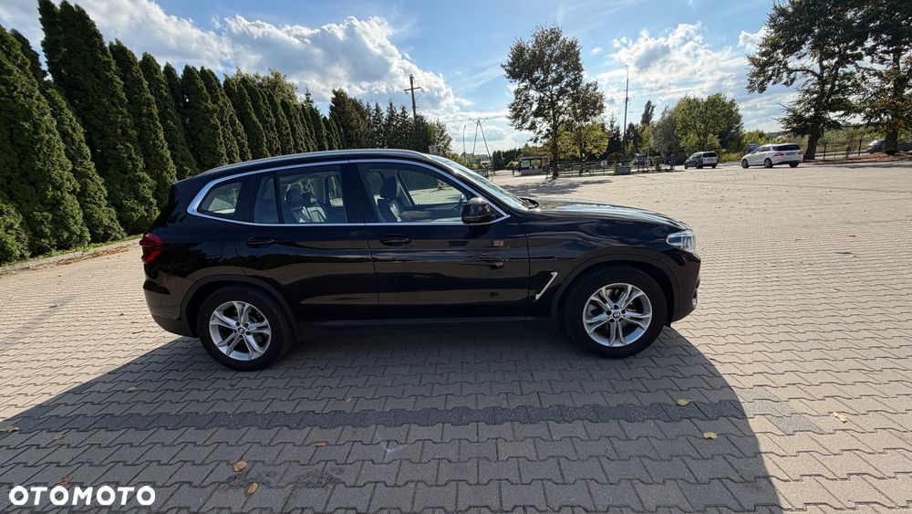 BMW X3 xDrive20d Advantage - 5