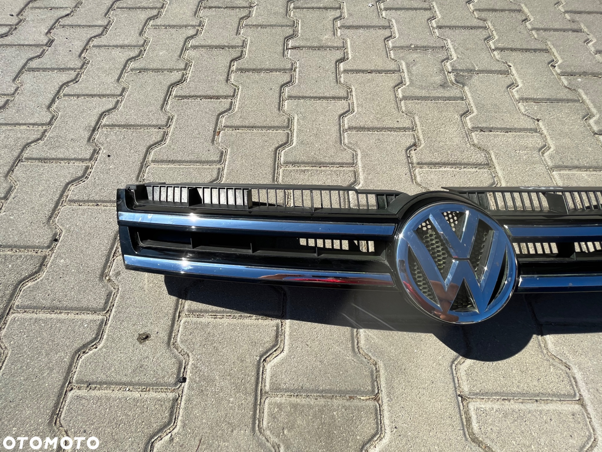 Atrapa Grill VW Touareg 7P - 4