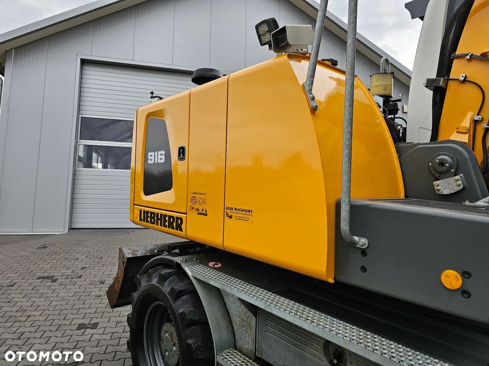 Liebherr A 916 - 25
