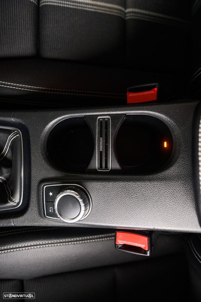 Mercedes-Benz A 180 d Urban - 52