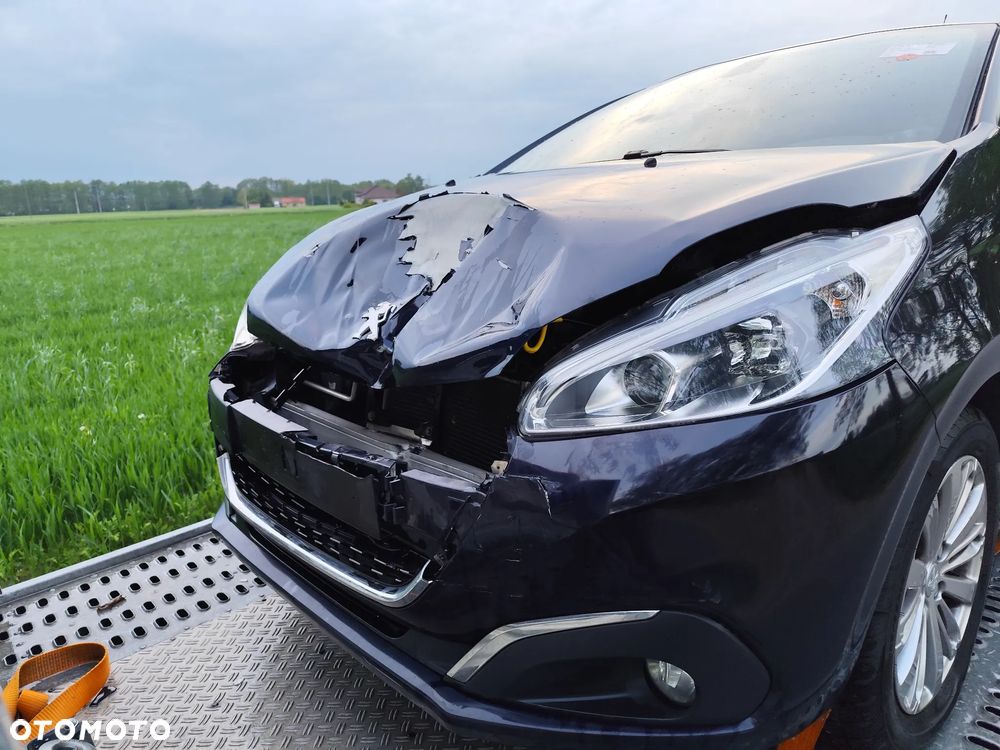Peugeot 208 PureTech 82 Stop & Start Signature - 13