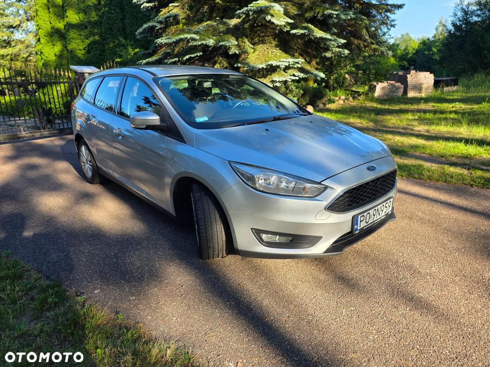 Ford Focus 1.5 TDCi Trend Sport - 4