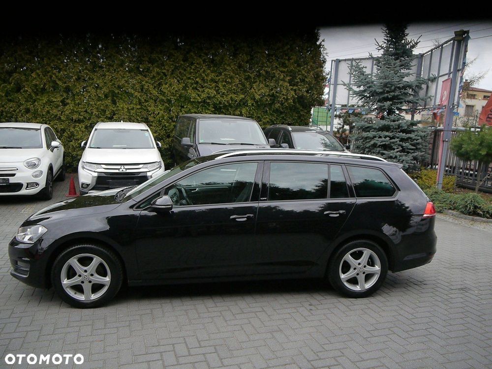 Volkswagen Golf - 11
