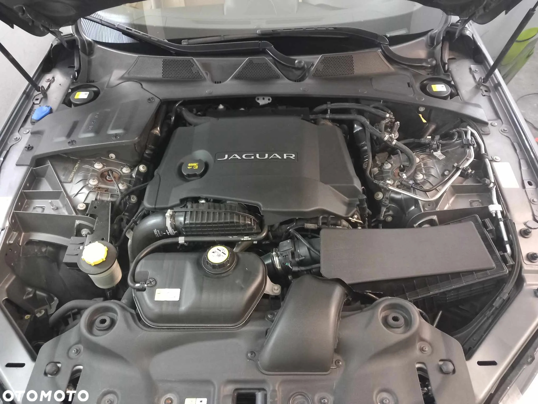 Jaguar XJ 3.0 D V6 Premium Luxury - 8
