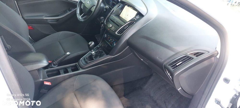Ford Focus 1.5 EcoBlue Start-Stopp-System COOL&CONNECT DESIGN - 10