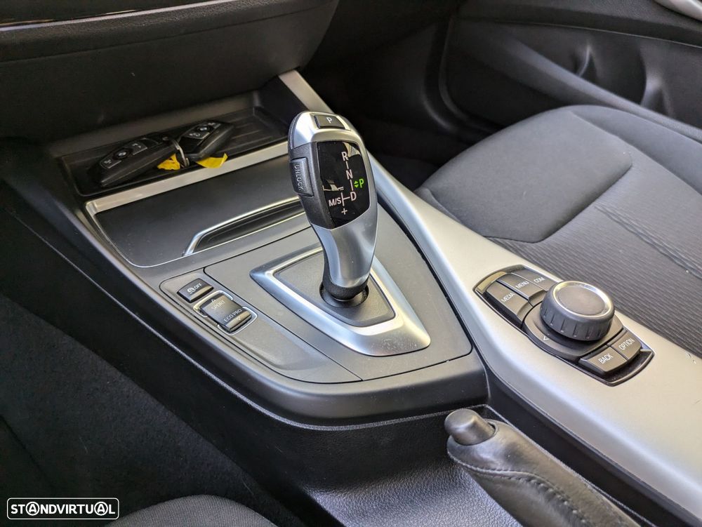 BMW 116 d Advantage Auto - 22