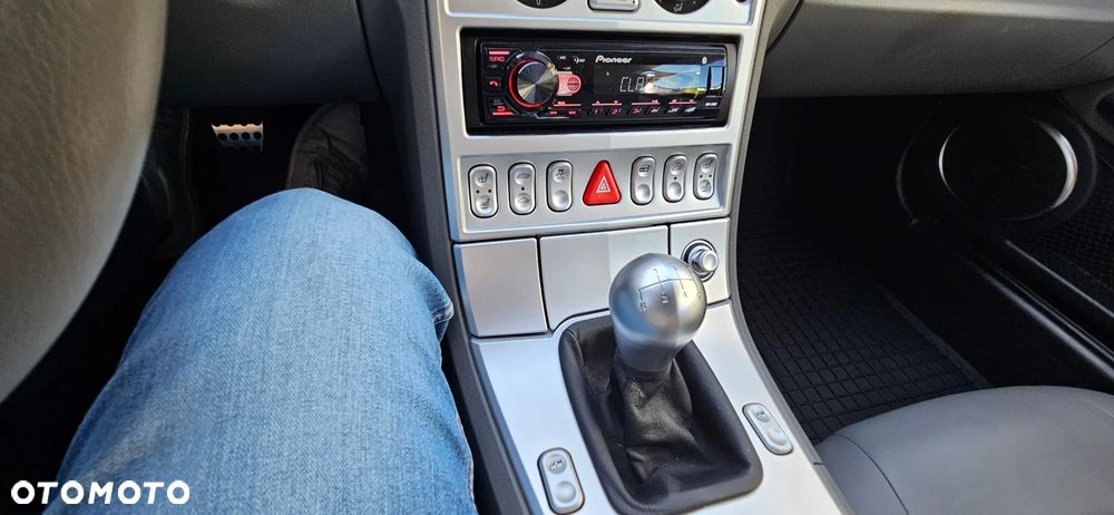 Chrysler Crossfire - 17