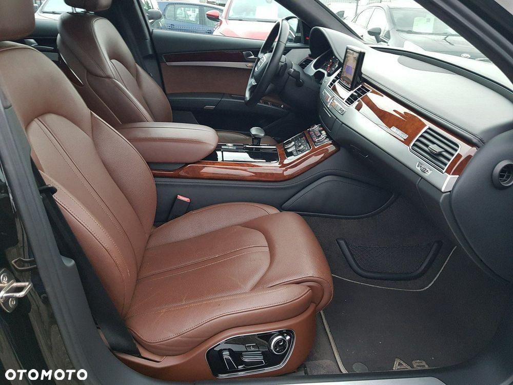 Audi A8 4.2 FSI Quattro - 17