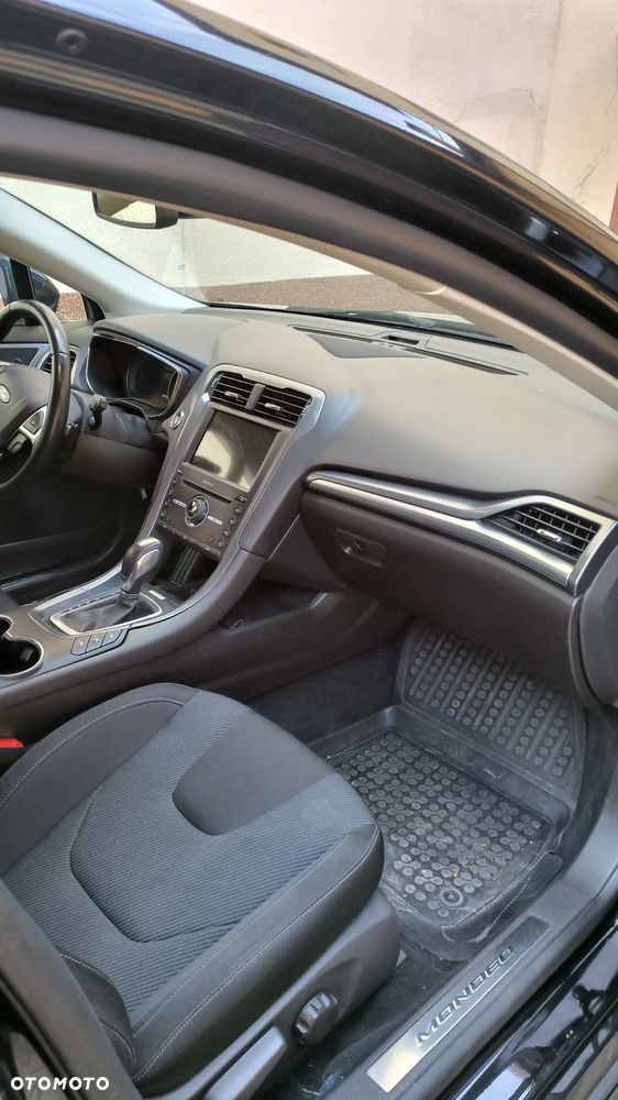 Ford Mondeo 2.0 TDCi Titanium PowerShift - 6