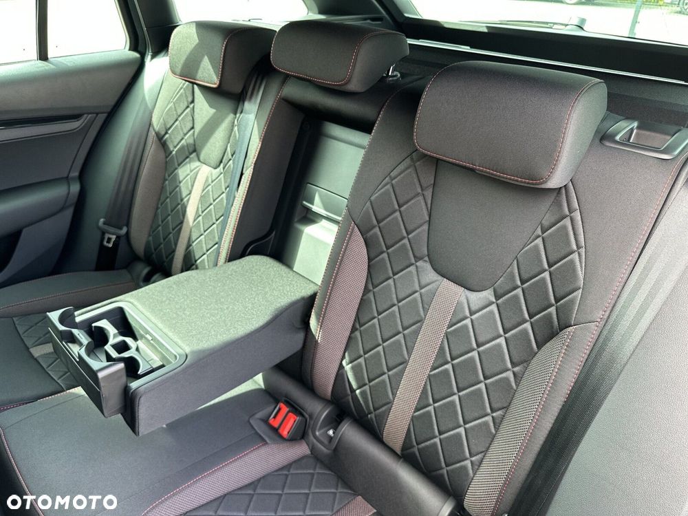 Skoda Octavia 2.0 TSI RS DSG - 26
