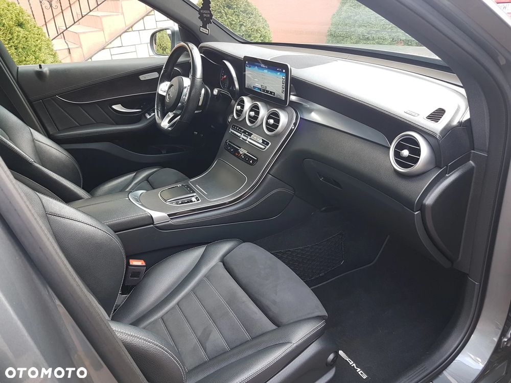 Mercedes-Benz GLC 200 4Matic 9G-TRONIC AMG Line - 14