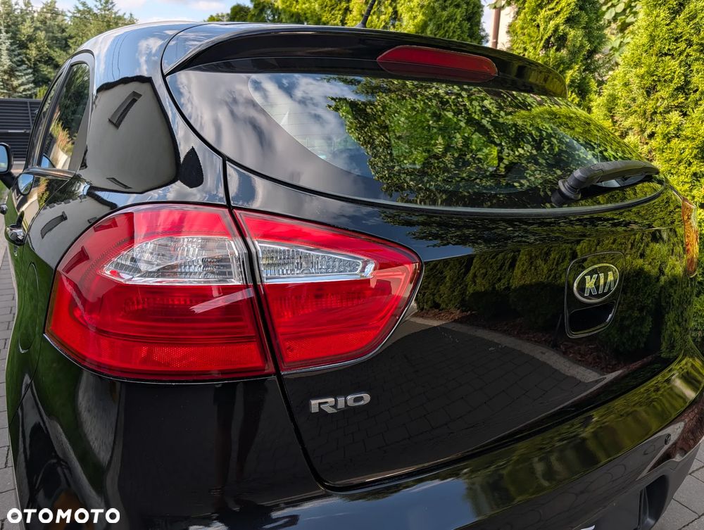 Kia Rio - 21