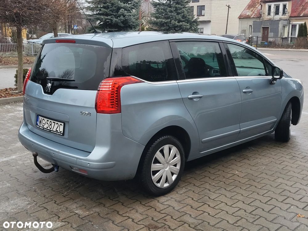 Peugeot 5008 1.6 THP Active 7os - 8