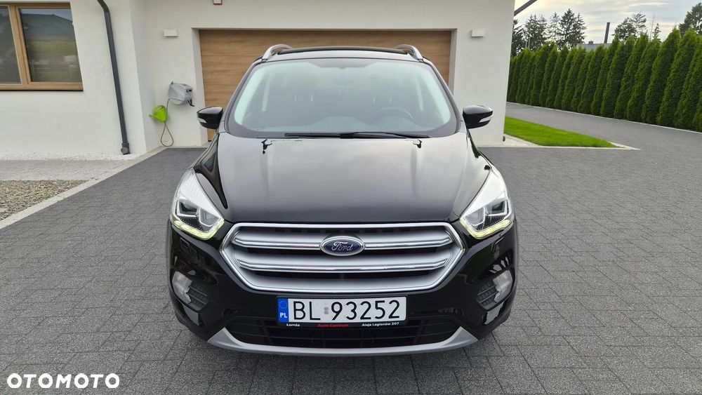 Ford Kuga 1.5 EcoBoost 2x4 Titanium - 32