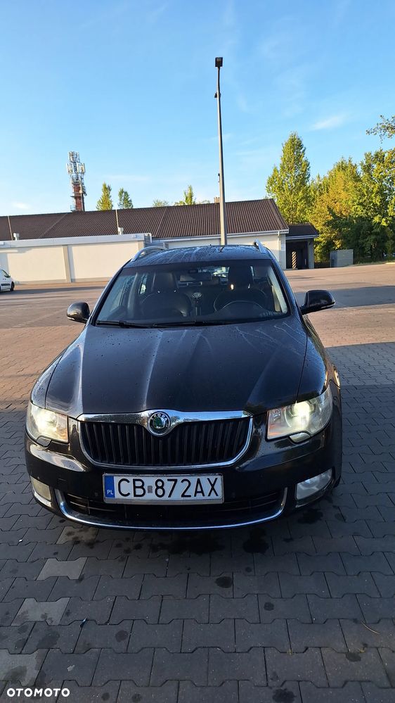 Skoda Superb 2.0 TDI Elegance DSG - 3