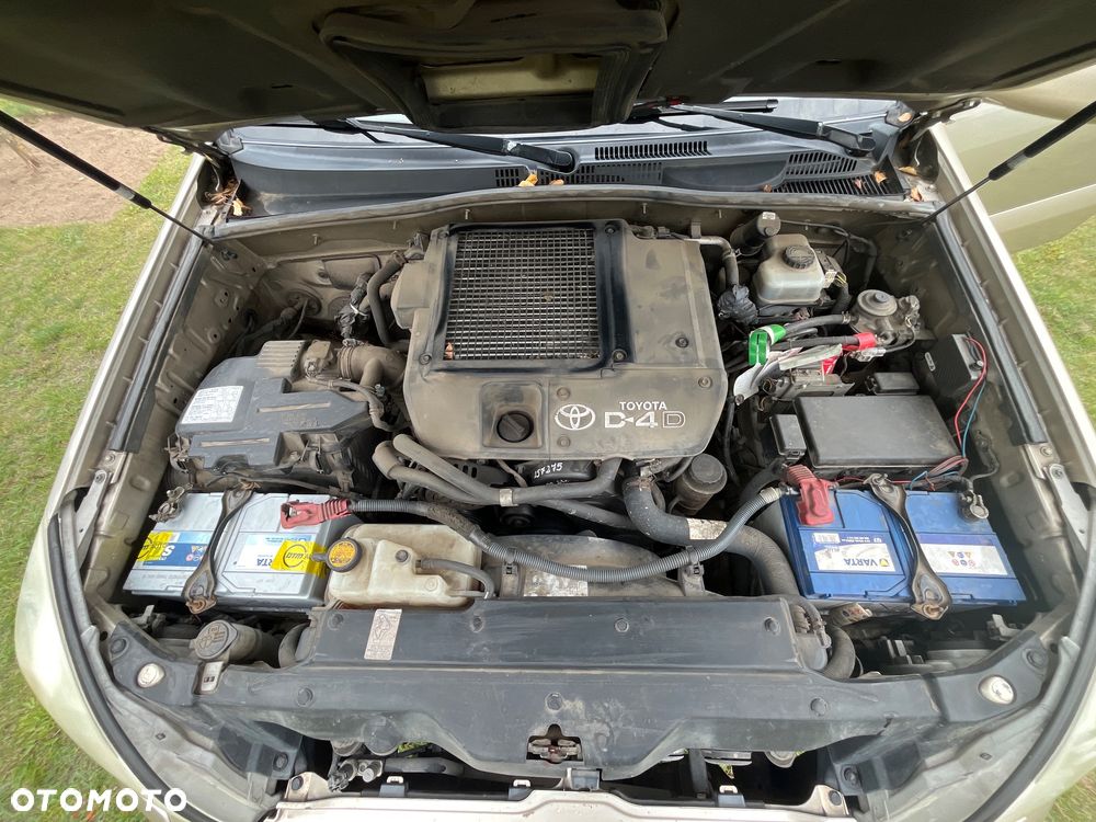 Toyota Land Cruiser - 16