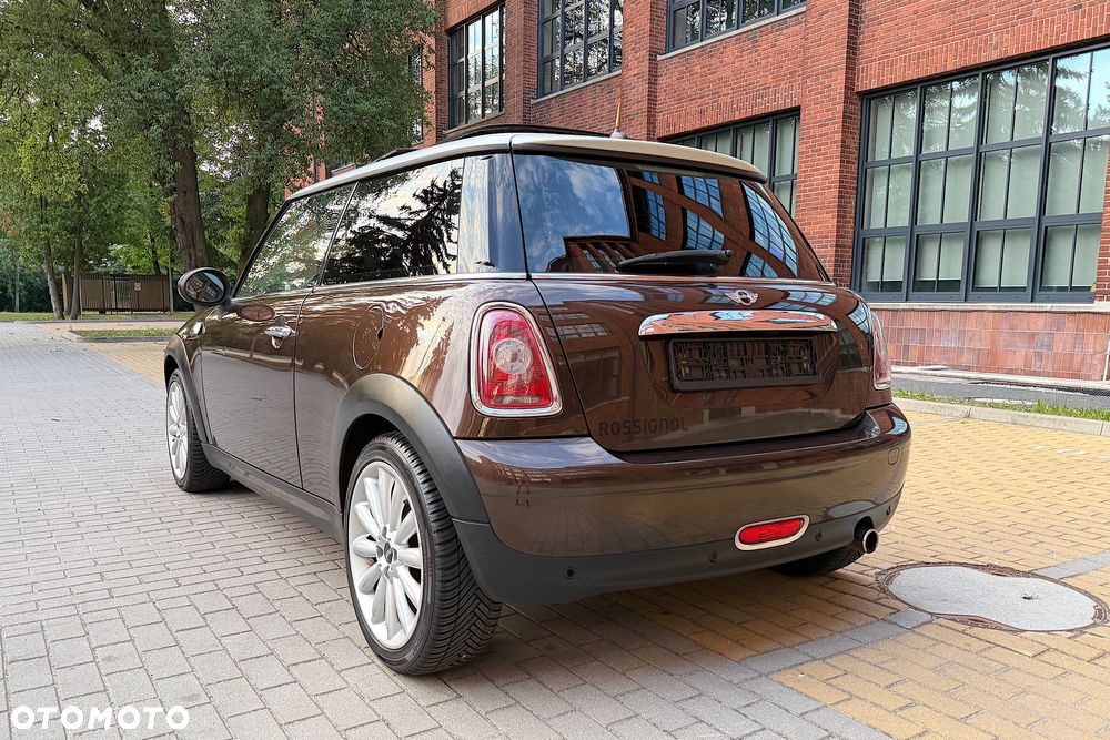 MINI Cooper 50 Mayfair - 9