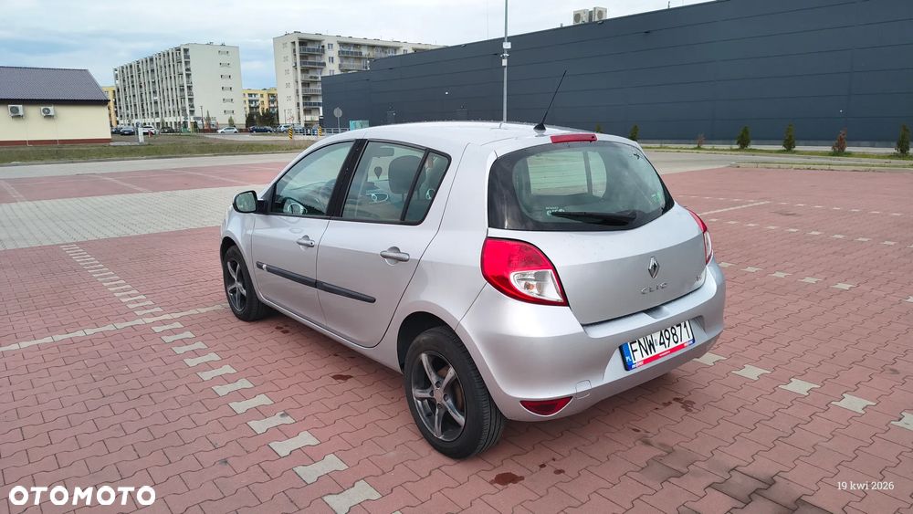 Renault Clio - 5