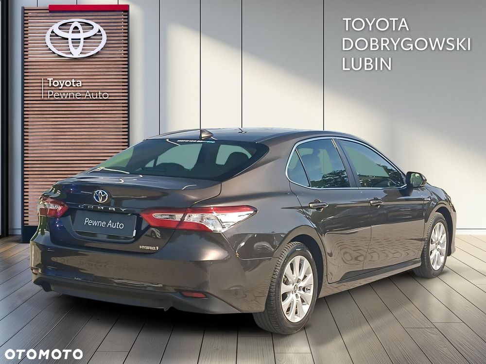 Toyota Camry 2.5 Hybrid Comfort CVT - 5