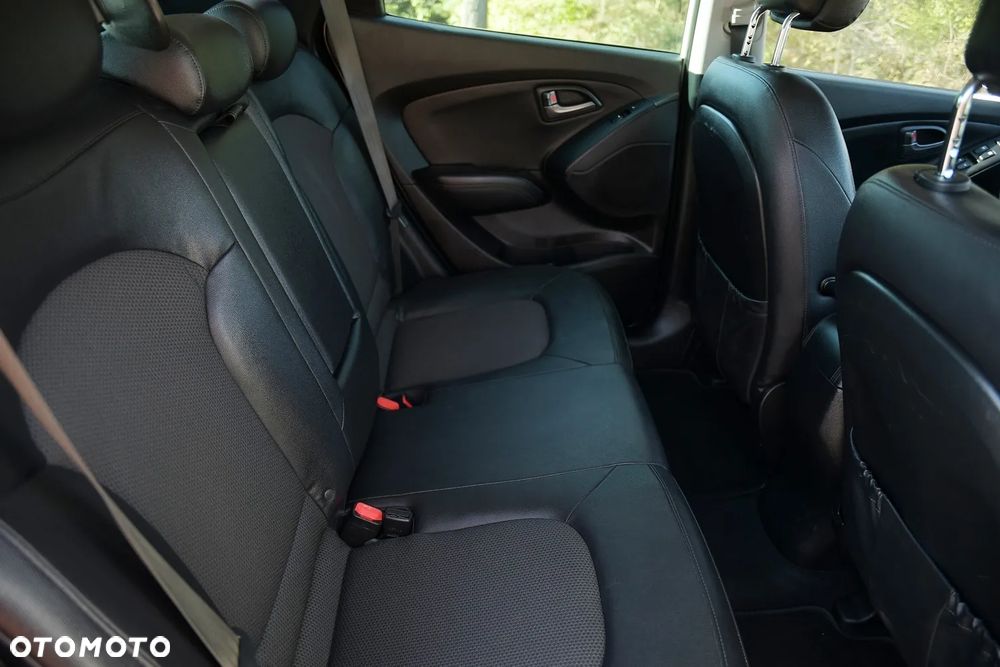 Hyundai ix35 1.6 2WD Fifa World Cup Edition - 22