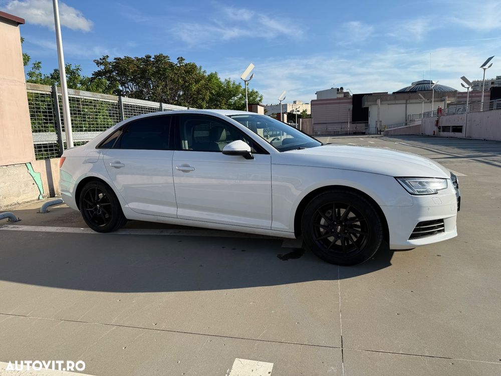 Audi A4 2.0 TDI quattro S tronic - 8