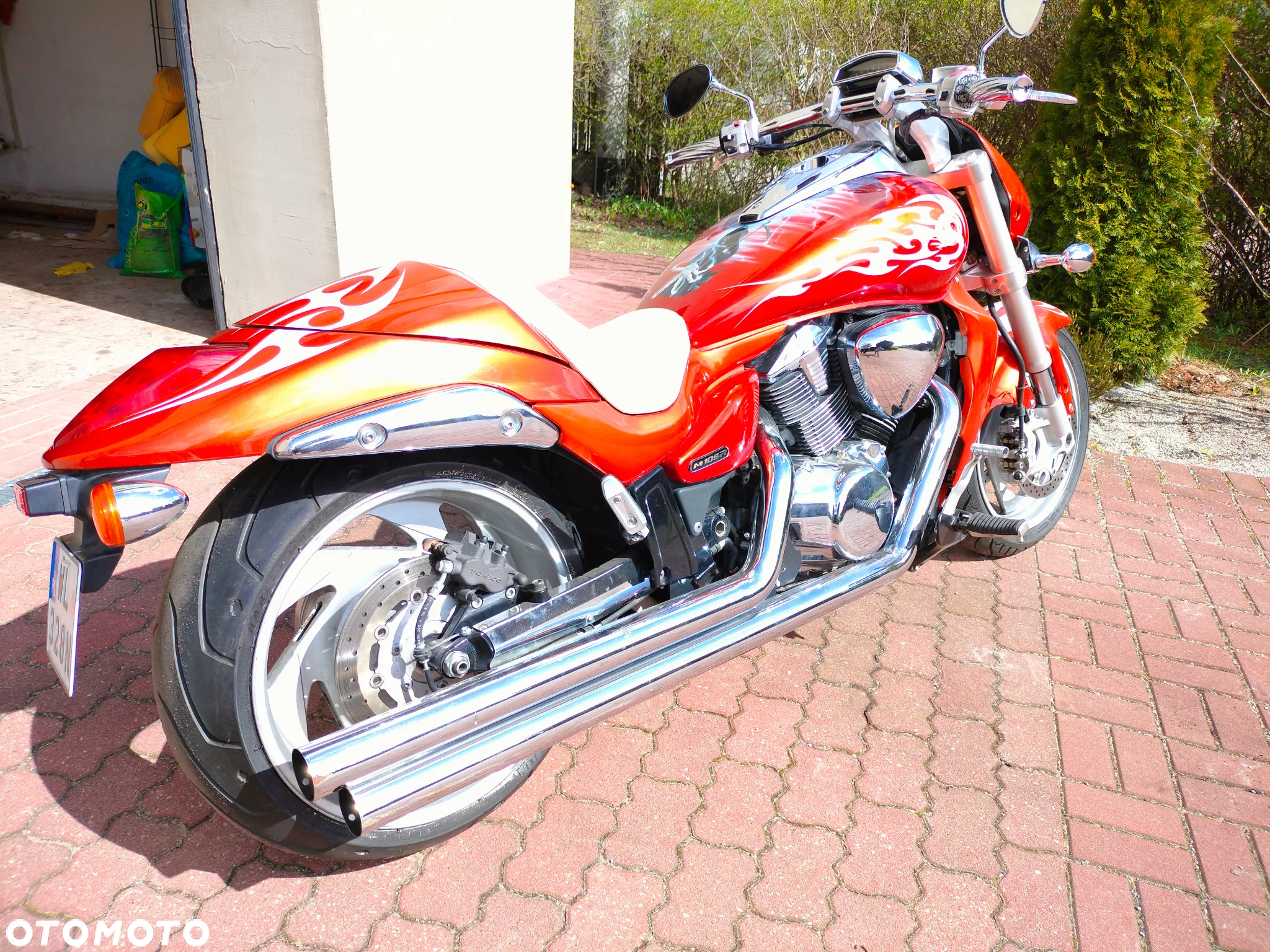 Suzuki Boulevard - 9