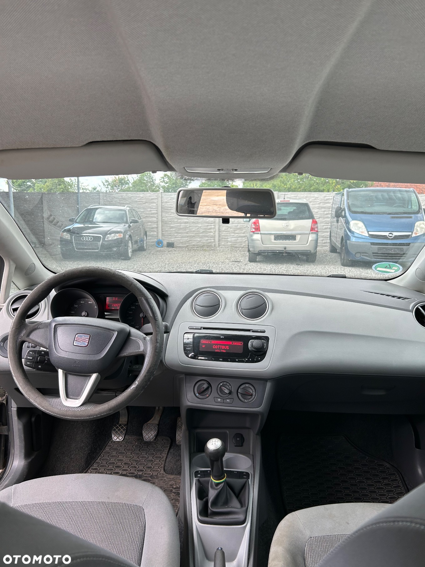 Seat Ibiza - 4