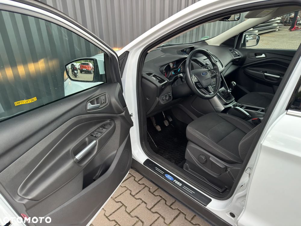 Ford Kuga 1.5 EcoBoost FWD Trend - 13