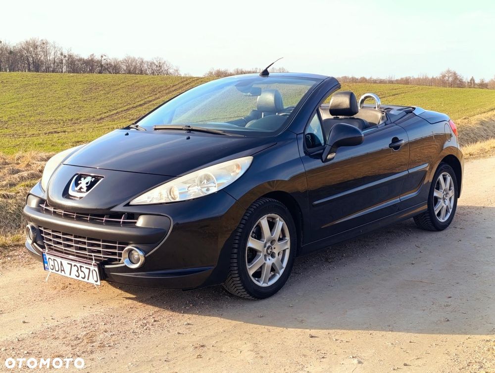 Peugeot 207 CC - 2