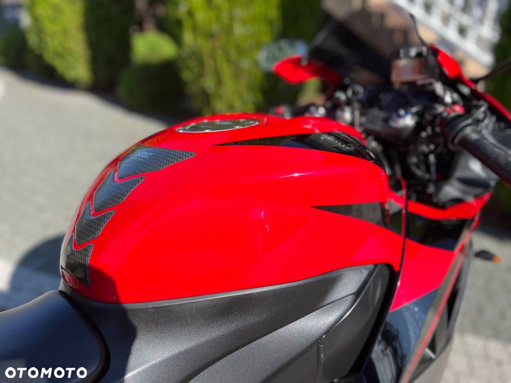 Honda CBR - 15