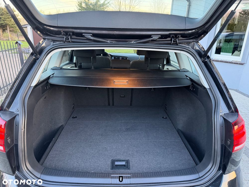 Volkswagen Golf 1.5 TSI BlueMotion ACT DSG Highline - 11