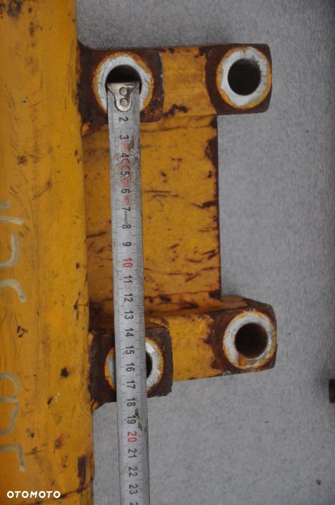 SIŁOWNIK SKRĘTU MOSTU JCB 3 CX 2003 ROK - 4