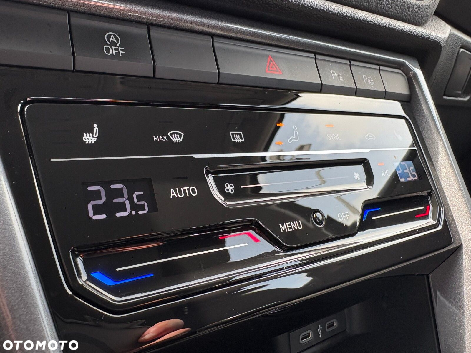 Volkswagen T-Roc - 27
