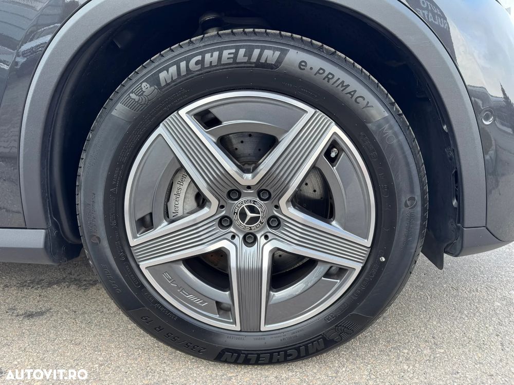 Mercedes-Benz GLC 200 4Matic 9G-TRONIC AMG Line Advanced - 25