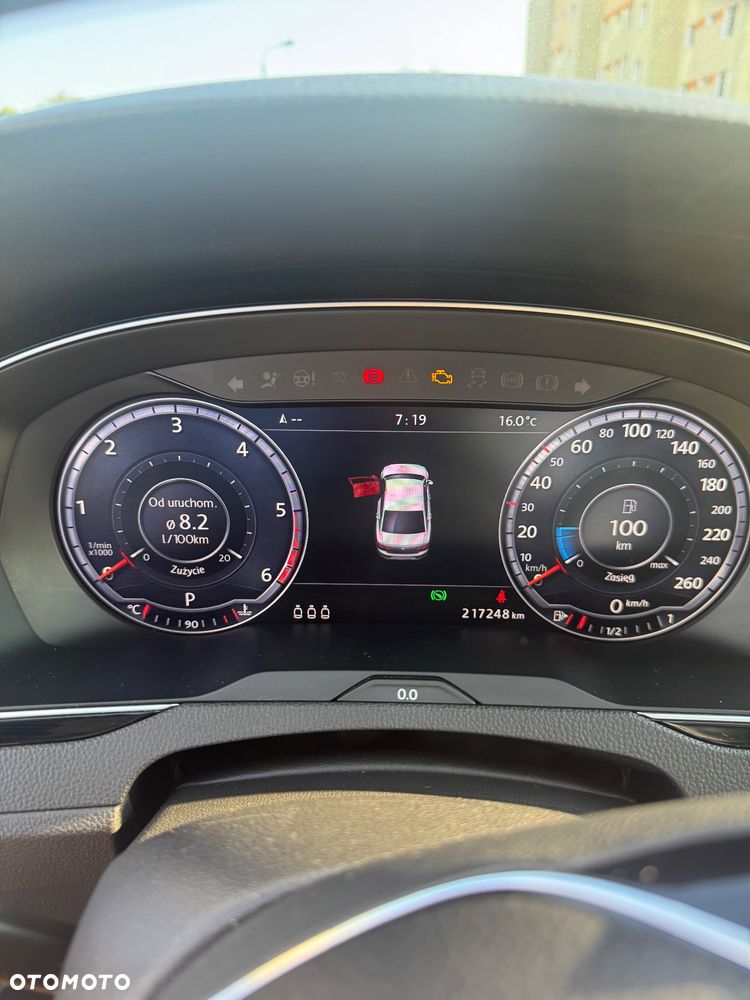 Volkswagen Passat 2.0 TDI BMT Highline DSG - 11