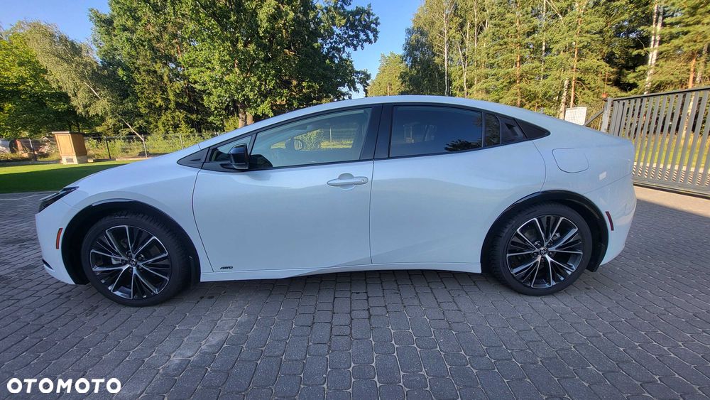 Toyota Prius - 3