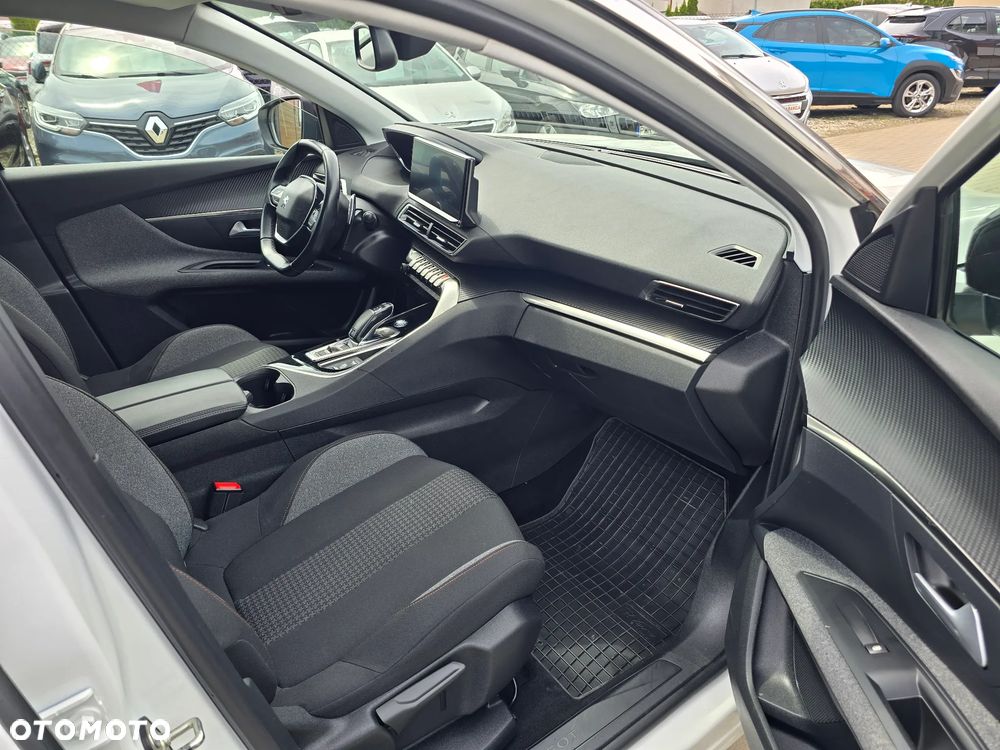 Peugeot 3008 - 11