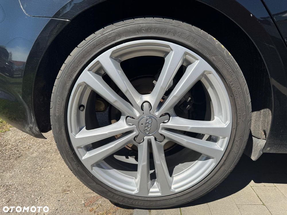 Audi A3 Sportback 1.6 TDI (clean diesel) S line Sportpaket - 26