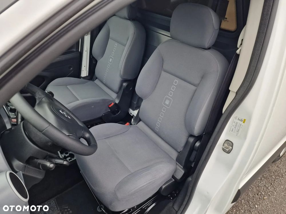 Citroën BERLINGO - 11